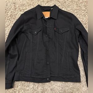 Levi’s Black Trucker Jacket. Size: Large